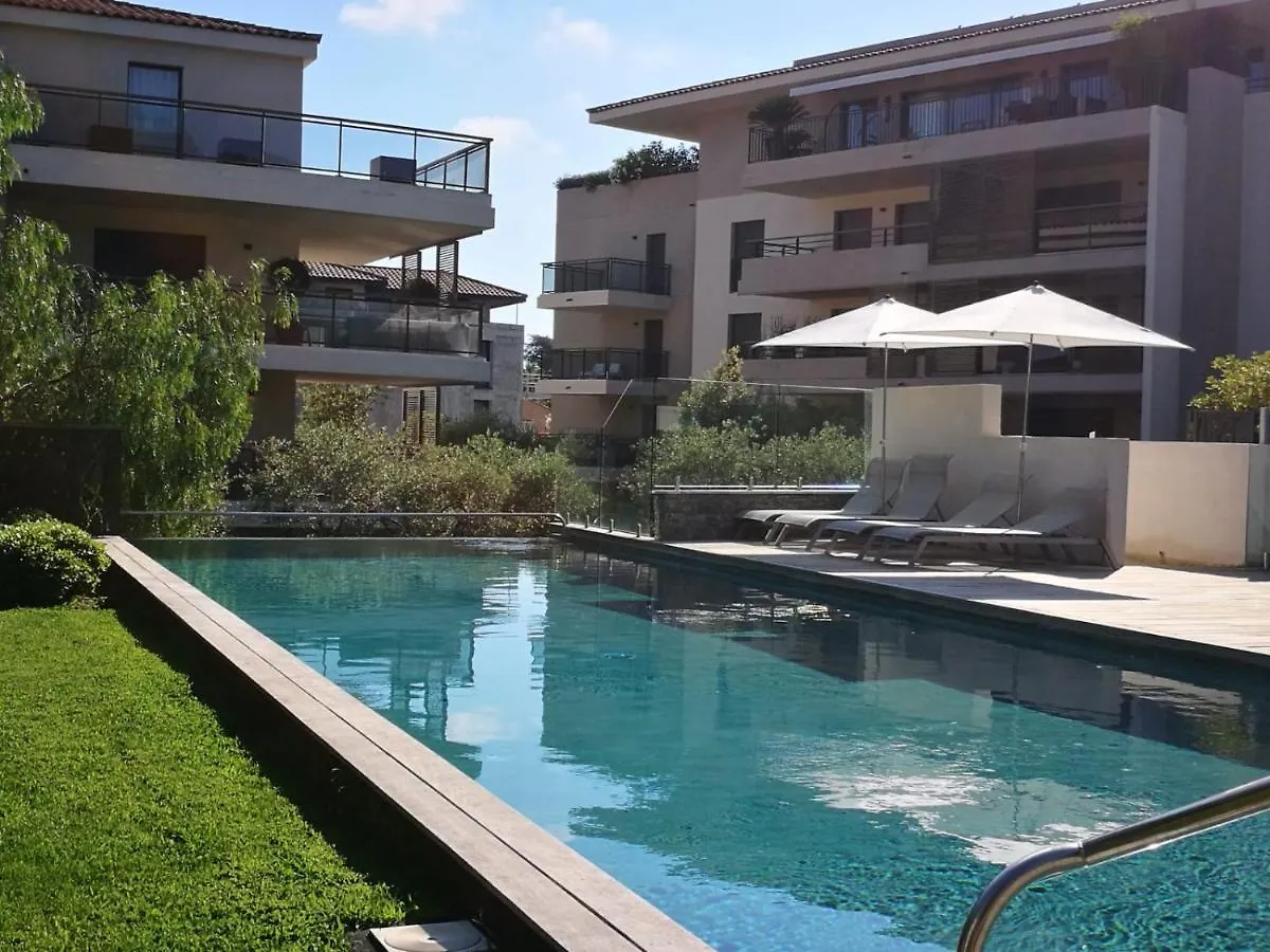 Exclusive Resort Apartments With Parking Saint-Tropez